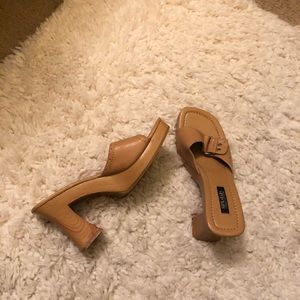 Women’s heels/wedges